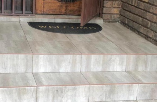 Emalahleni Casa | MD 2 GUEST HOUSE