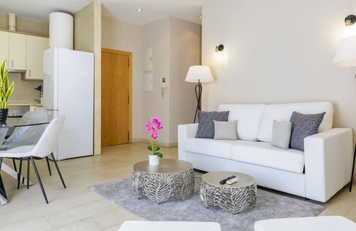 El Pilar Apartamento | MD Balmes Street 4 City Center