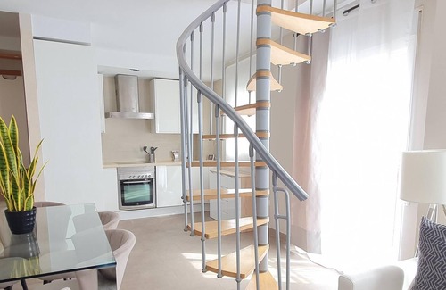 El Pilar Apartamento | MD Balmes Street Duplex Apartment 5 + Terrace