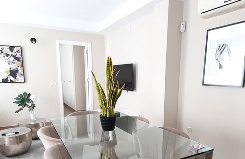 El Pilar Apartamento | MD Balmes Street Duplex Apartment 5 + Terrace