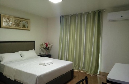 Poblacion Hotel | Meaco Royal Hotel - Batangas City