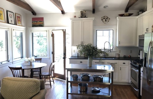 Ojai Cabaña | Meadow cottage between downtown Ojai and Shelf Road trailhead less than .5 mile