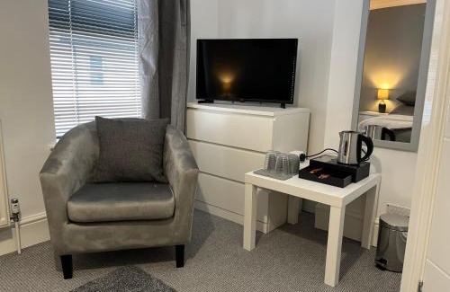 Avonmouth Casa | Meadow Street Rooms