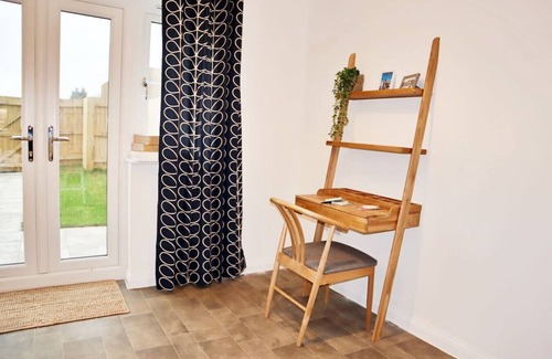 Exeter Casa | Meadow View, Elm Park