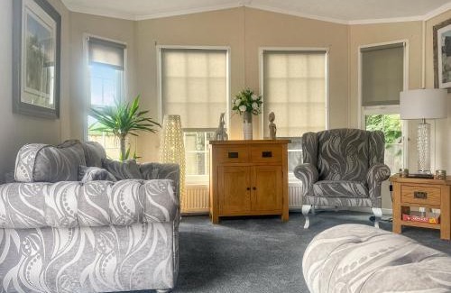 Penllergaer Casa | Meadows Farm Lodge - Uk47614