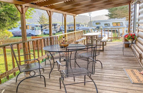 Klamath Apartamento | Meadowview Clean & Comfortable Home by River Side