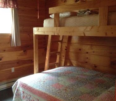 Miltonvale Park Chalet De Esquí | Meadowview Cottages