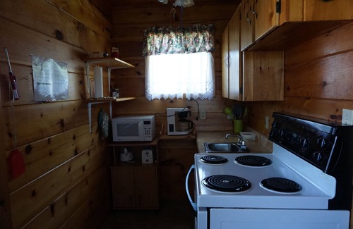 Miltonvale Park Cabaña | Meadowview Cottages