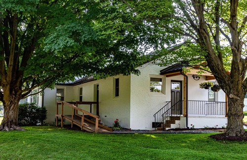 Narvon Casa | Meadville's Comfort