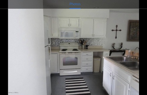 Lakeville Casa | Meant2Be@LakeWally