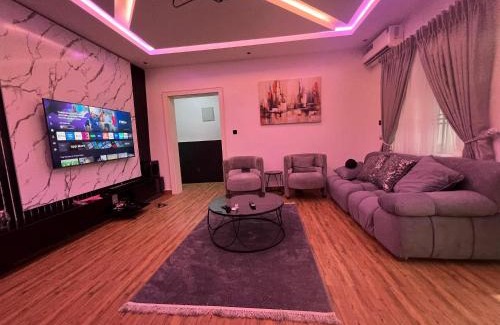 Abuja Apartamento | MedeHeights Apartments