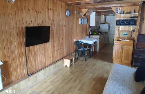 Mokra Gora Apartamento | Medeni sat Mecavnik