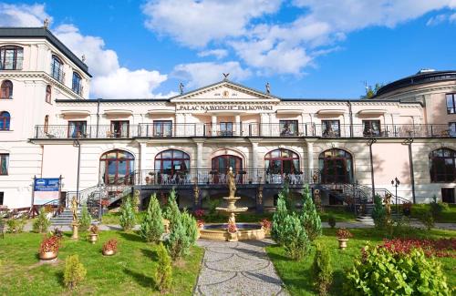 Augustow Complejo | Medical & SPA "Pałac na Wodzie" Falkowski Augustów