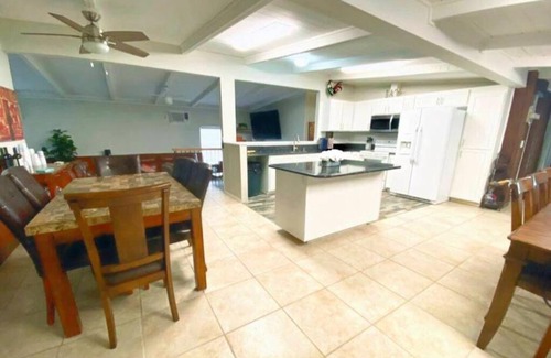 Lakehills Casa | Medina Lakefront Hideaway