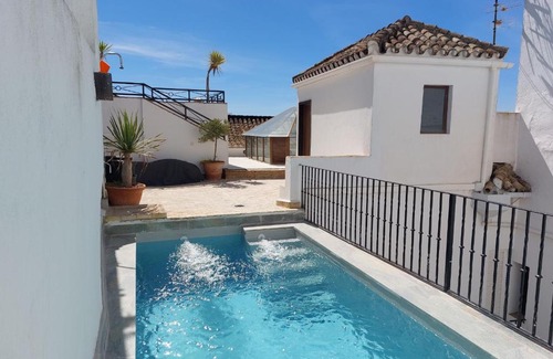 Medina-Sidonia Apartamento | Medina Sidonia, luxury historic modern townhouse, swimming pool, terraces, sea view.