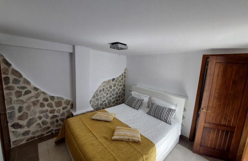 Medina-Sidonia Apartamento | Medina Sidonia, luxury historic modern townhouse, swimming pool, terraces, sea view.