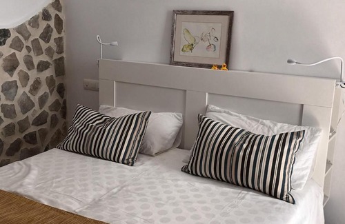Medina-Sidonia Apartamento | Medina Sidonia, luxury historic modern townhouse, swimming pool, terraces, sea view.