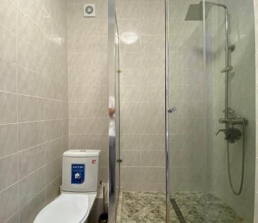 Almaty Apartamento | MEDINAHOTELKZ, # 63, вид на горы, 15 мин пешком до арбата, HALAL