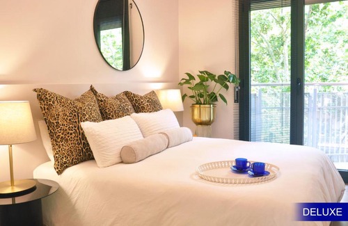 Porta Apartamento | Mediterranean Barcelona Apartments