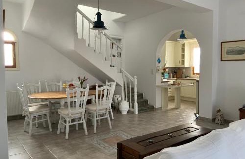 Ampelas Casa | Mediterranean Cottage