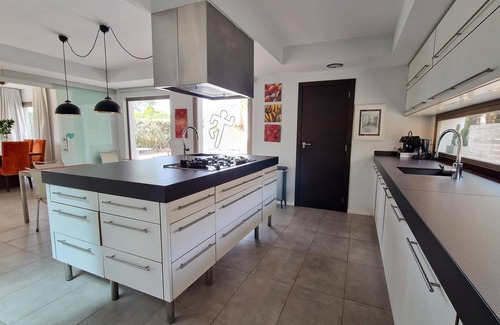 Sa Rapita Villa | Elegancia mediterránea en Sa Rápita – Villa para 8 personas