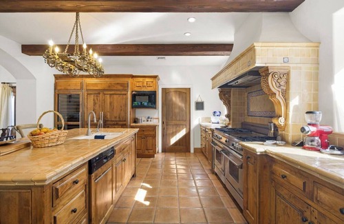 Ojai Casa | Mediterranean Estate by the Inn