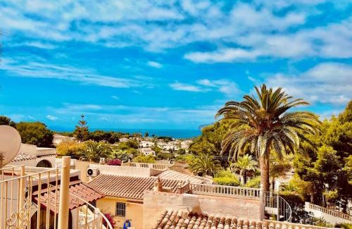 Ciudad Universitaria Apartamento | mediterranean studio with sun terrace and sea view