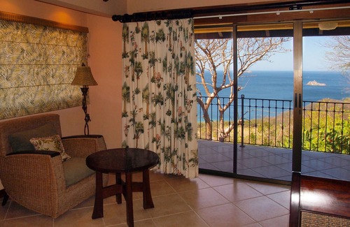 Potrero Villa | Nueva villa de estilo español con impresionantes vistas sobre el Pacífico