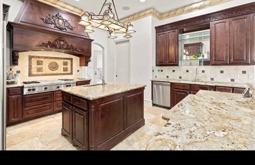 Weston Villa | Mediterranean villa on acre lot in W Plano-5 mins from Legacy West, Frisco Star,