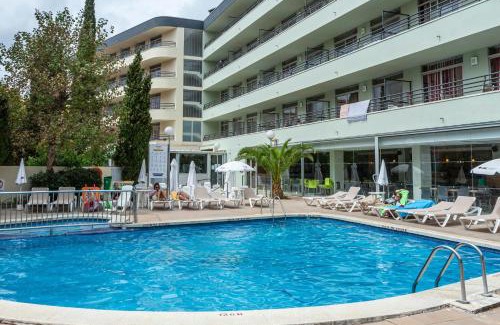 Tossa de Mar Apartamento | Medplaya Aparthotel Esmeraldas