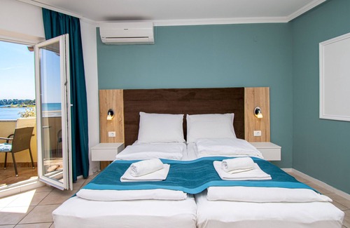Medulin Hotel | Medulin, Hotel Koral*** - Quadruple Family Room (2+2)