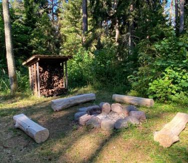 Hiiu Casa | Meelste puhkemajad Tahkunas- Sõnn ja Lõvi