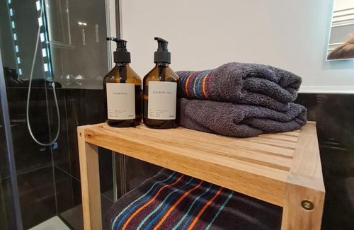 Azmannsdorf Apartamento | Meet & Greet am Radfernweg E-Bike modern