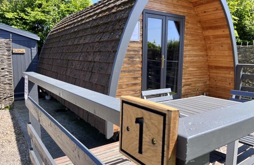 Brightlingsea Casa | MegaPod 1 at Lee Wick Farm Cottages & Glamping