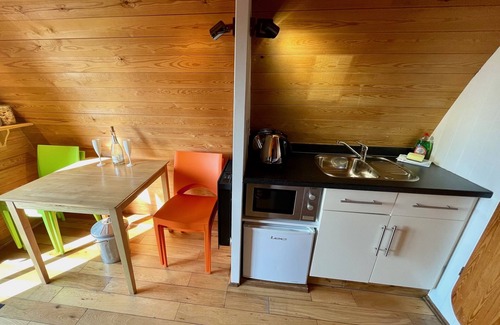 Brightlingsea Cabaña | MegaPod 3 at Lee Wick Farm Glamping