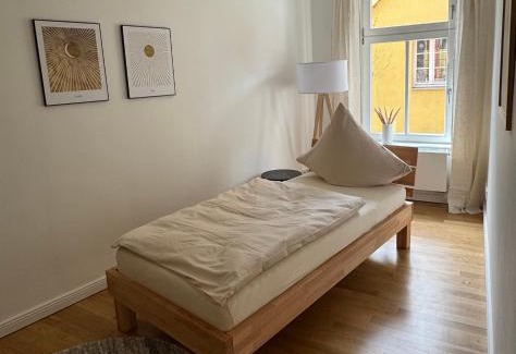 Bayreuth Apartamento | Megaschön! Balkon! 3 Schlafzimmer! Zusätzliches Gäste-WC! Gassenviertel-Fußgängerzone!