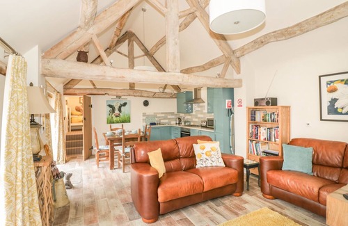 Tiddington Cabaña | Megs Cottage, TIDDINGTON