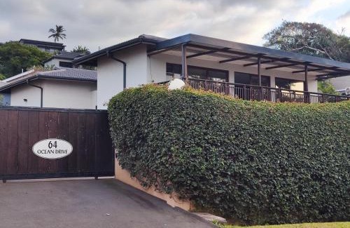 Shaka's Rock Casa | Megs Guesthouse