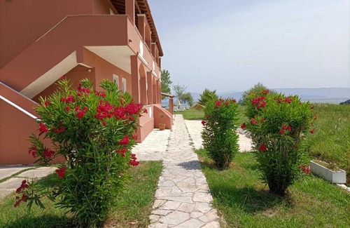 Kavos Apartamento | Melador beachfront studios