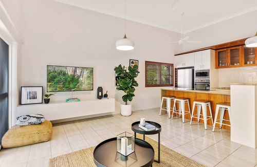 Yorkeys Knob Apartamento | Melaleuca Beachfront - Beach, Pool, free parking