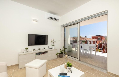 Santa Maria Navarrese Casa | Melania Holidays Home - Pietra di Luna