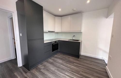 West Hendon Apartamento | Melbourne Marvel - New 3BR Suite by Hyde Edgware