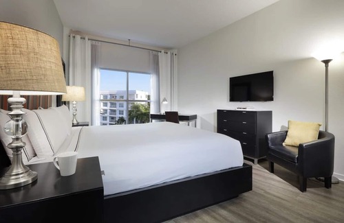 Celebration Hotel | Melia Room at Melia Orlando Celebration, Free Parking, Pets Allowed