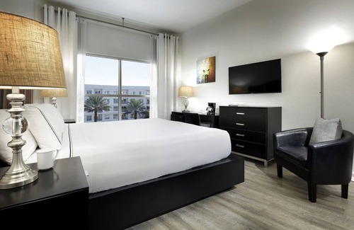 Celebration Hotel | Melia Room at Melia Orlando Celebration, Free Parking, Pets Allowed