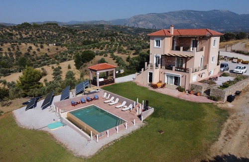 Kymi-Aliveri Apartamento | Villa Melilofos Panorama con fantásticas vistas y cerca de las playas del mar Egeo