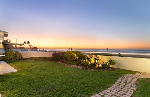 Melkbosstrand Casa | Melkbos Aan See by Host Agents