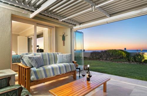 Melkbosstrand Casa | Melkbos Aan See by Host Agents