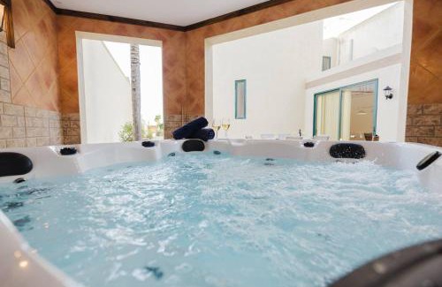 Mellieħa Heights Casa | Mellieha Villa W Jacuzzi And Pool Table By Homely!
