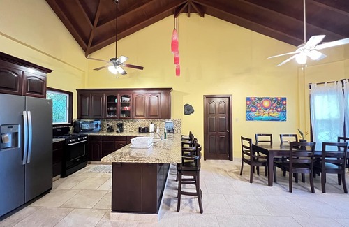 Hopkins Casa | Mellow Yellow Beach House