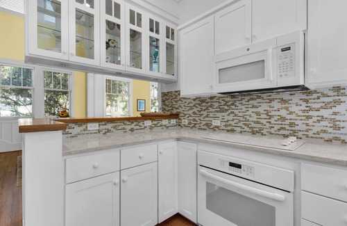 Sunnyside Casa | Mellow Yellow! Exceptional 4BR Carillon Beach Home 2 Lots from Beach Boardwalk!
